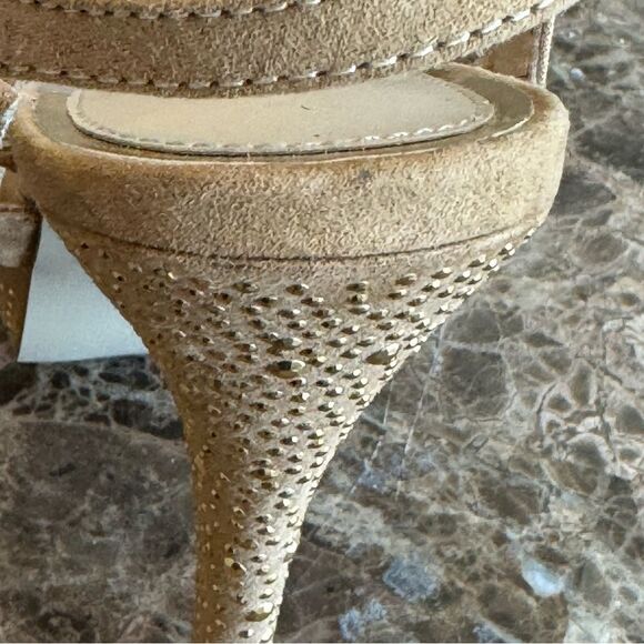 Scene Zarita Sandals Size 7 Tan Soft Suede Studded High Heel​ - Picture 9 of 13